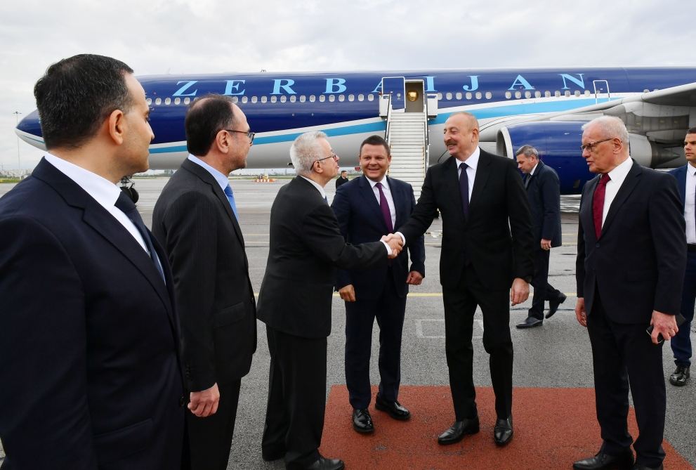 Prezident İlham Əliyev Bolqarıstana işgüzar səfərə gəlib (FOTO/VİDEO)