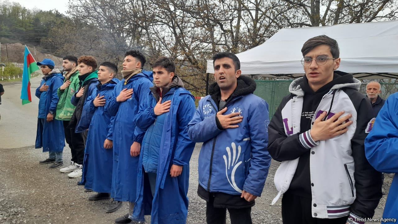 Laçın-Xankəndi yolundakı aksiya 135 gündür davam edir (FOTO)