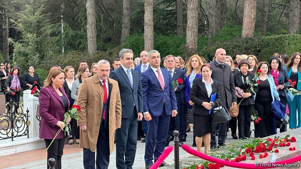 Akademik Zərifə Əliyevanın anadan olmasının 100 illiyinə həsr olunmuş tədbir keçirilib (FOTO)