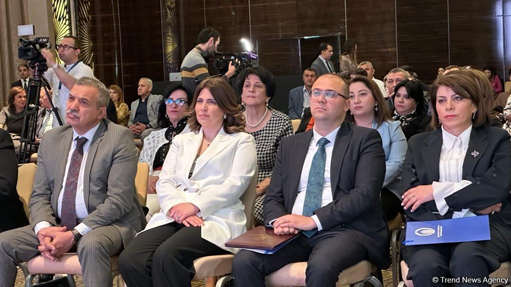 Akademik Zərifə Əliyevanın anadan olmasının 100 illiyinə həsr olunmuş tədbir keçirilib (FOTO)