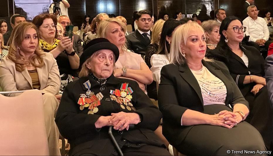 Akademik Zərifə Əliyevanın anadan olmasının 100 illiyinə həsr olunmuş tədbir keçirilib (FOTO)