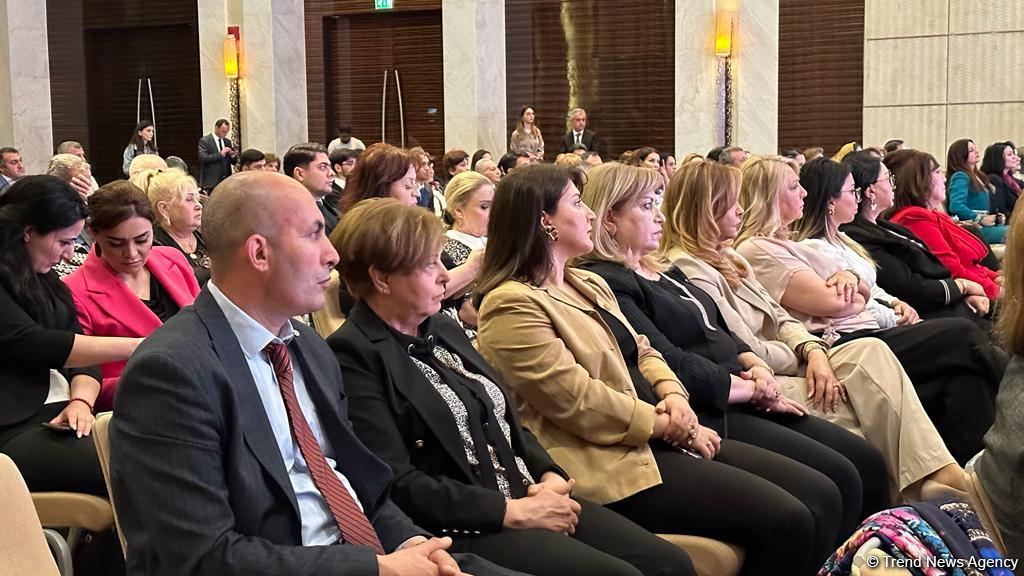 Akademik Zərifə Əliyevanın anadan olmasının 100 illiyinə həsr olunmuş tədbir keçirilib (FOTO)