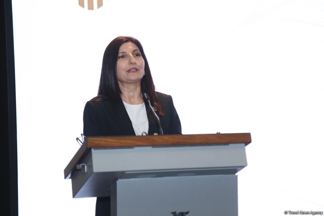 Akademik Zərifə Əliyevanın anadan olmasının 100 illiyinə həsr olunmuş tədbir keçirilib (FOTO)