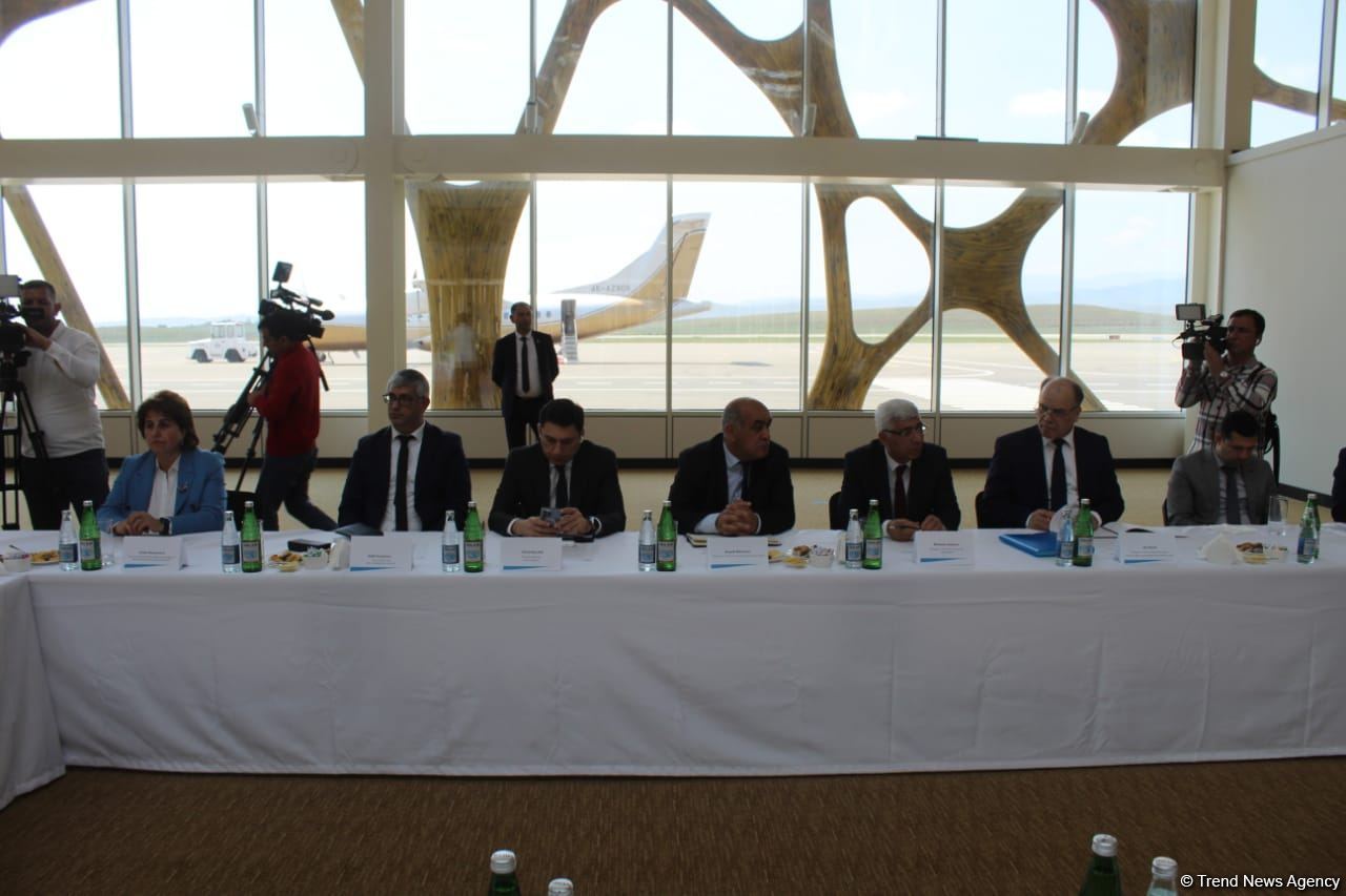 Füzulidə Ekoloji məsələlər üzrə işçi qrupunun iclası keçirilib (FOTO) (YENİLƏNİB)