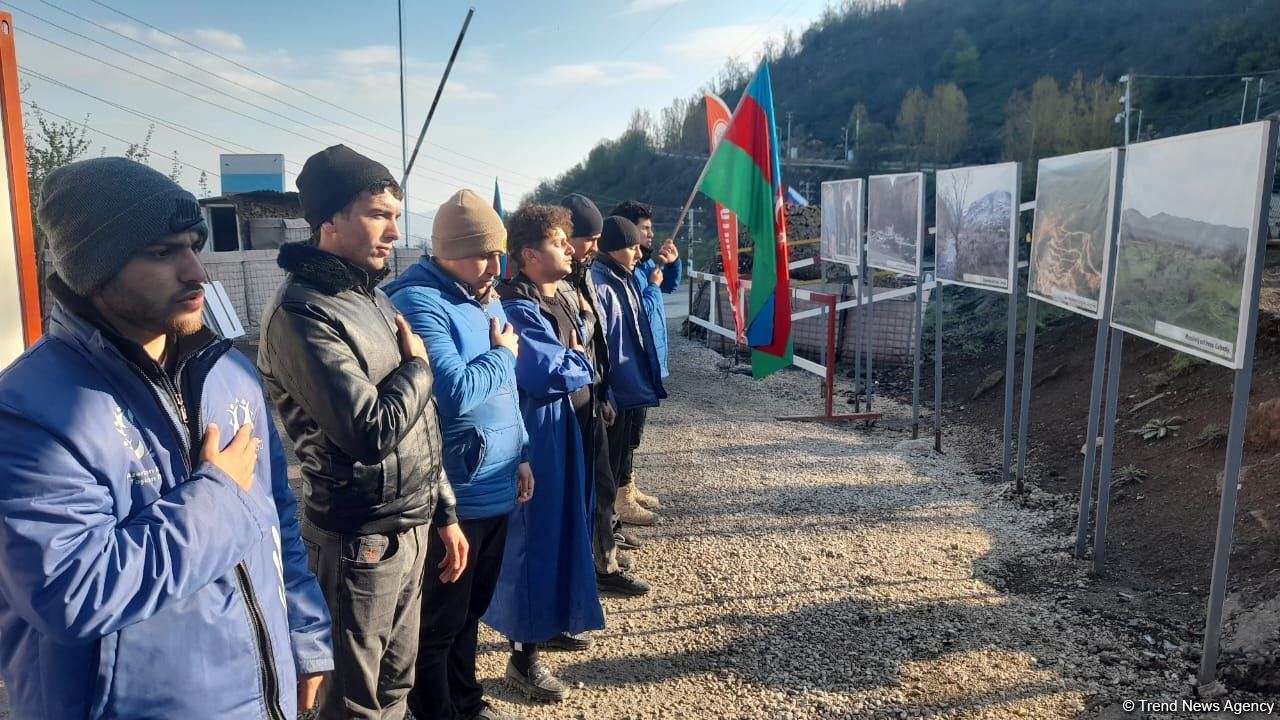 Laçın-Xankəndi yolundakı aksiya 136 gündür davam edir (FOTO)