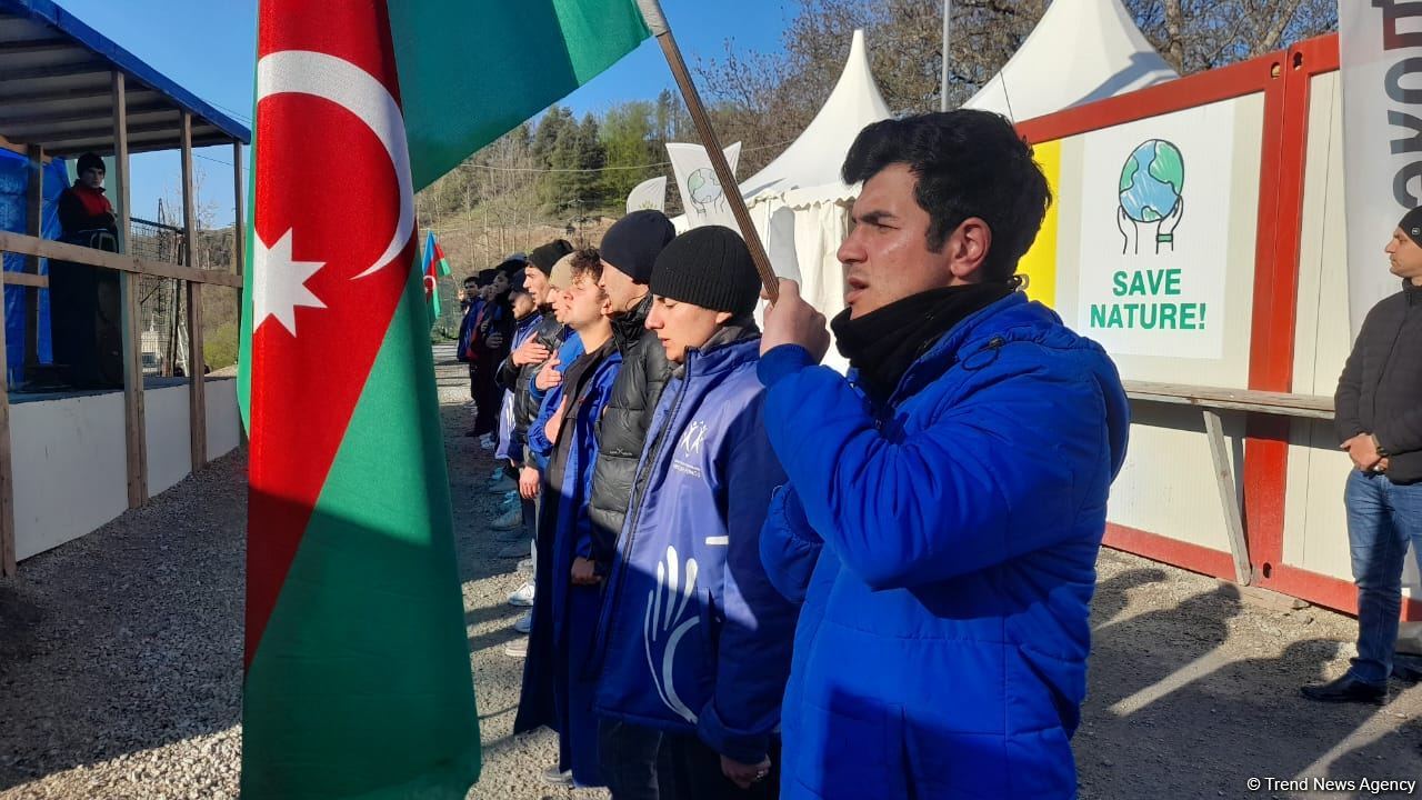 Laçın-Xankəndi yolundakı aksiya 136 gündür davam edir (FOTO)