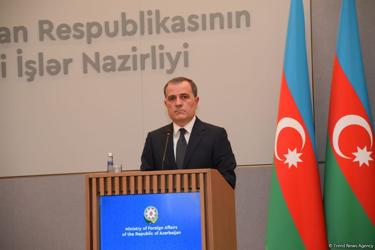 Yaxın zamanda Ermənistanın sülh müqaviləsi ilə bağlı danışıqlar masasına qayıtması gözlənilir - Ceyhun Bayramov
