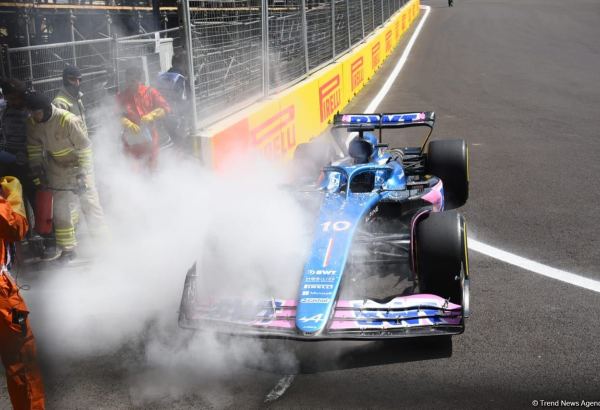 Formula 1 komandalarının sərbəst yürüşündə boliddə yanğın olub (FOTO/VİDEO)