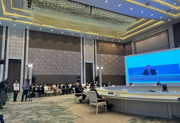 Daşkənd Beynəlxalq İnvestisiya Forumunun ikinci günü keçirilir (FOTO)