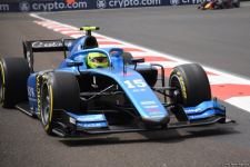 Bakıda Formula 2 komandalarının sərbəst yürüşləri start götürüb (FOTO/VİDEO)