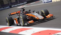 Bakıda Formula 2 komandalarının sərbəst yürüşləri start götürüb (FOTO/VİDEO)