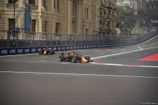 Bakıda Formula 2 komandalarının sərbəst yürüşləri start götürüb (FOTO/VİDEO)