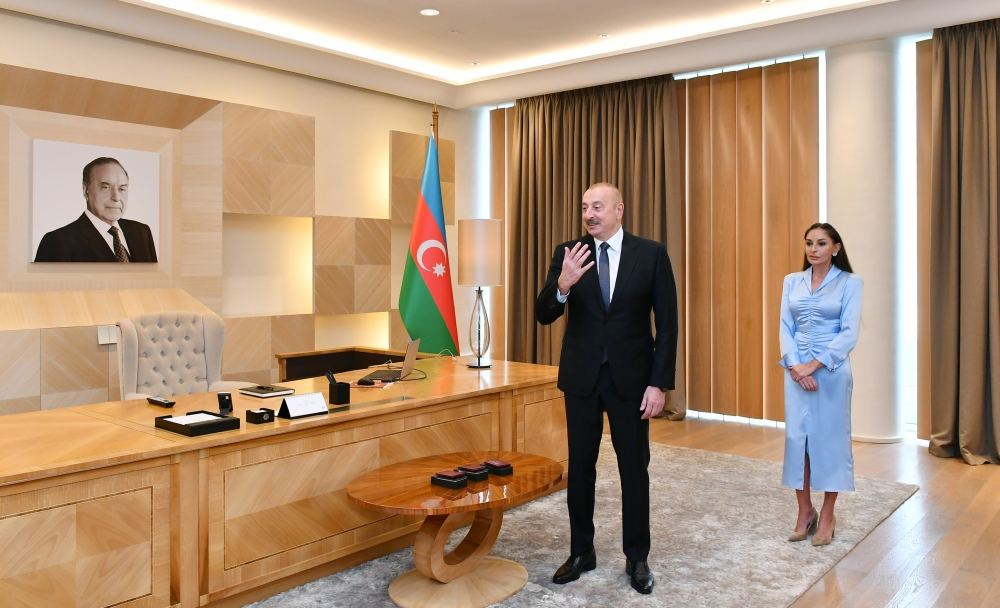 Prezident İlham Əliyev və Birinci xanım Mehriban Əliyeva Türkiyə idmançıları ilə görüşüblər (FOTO/VİDEO) (YENİLƏNİB)