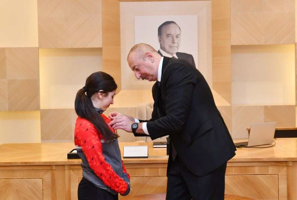 Prezident İlham Əliyev və Birinci xanım Mehriban Əliyeva Türkiyə idmançıları ilə görüşüblər (FOTO/VİDEO) (YENİLƏNİB)