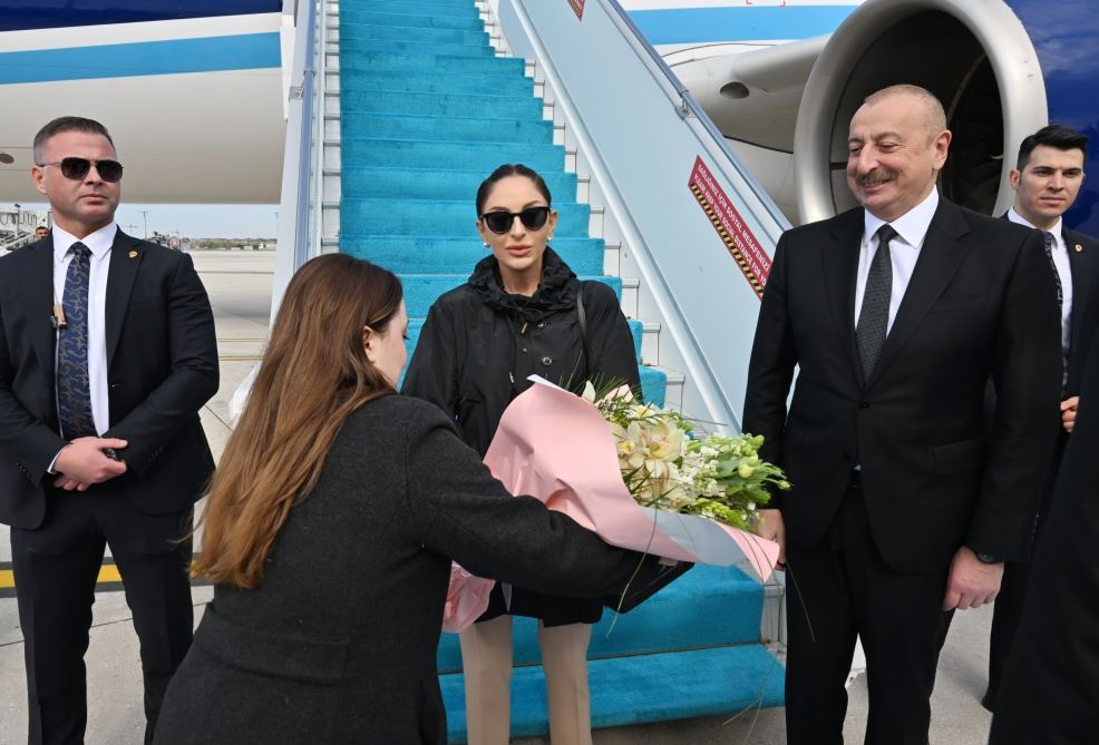 Prezident İlham Əliyev və Birinci xanım Mehriban Əliyeva Türkiyəyə səfərə gəlib (FOTO/VİDEO)