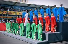 Prezident İlham Əliyev və Birinci xanım Mehriban Əliyeva Formula 1 Azərbaycan Qran-Prisinin əsas yarışına baxıblar (FOTO/VİDEO) (YENİLƏNİB)