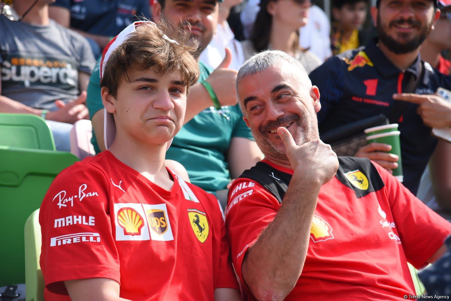 "Formula 1" Azərbaycan Qran Prisi yarışında azarkeşlərin məmnuniyyəti (FOTOLAR)