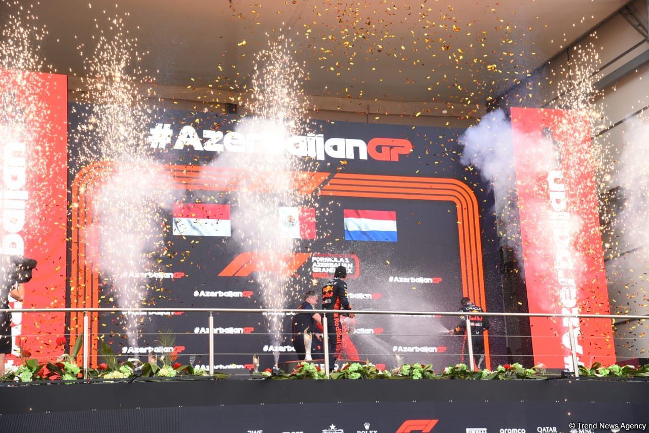2023 Formula 1 Azərbaycan Qran Prisinin qalibi və mükafatçıları mükafatlandırılıb (FOTO)