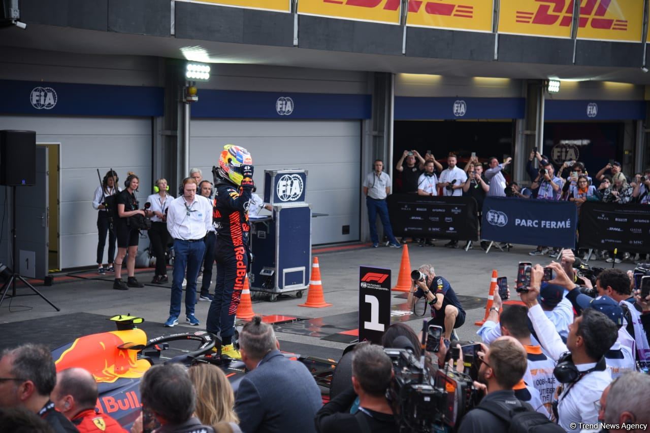 2023 Formula 1 Azərbaycan Qran Prisinin qalibi və mükafatçıları mükafatlandırılıb (FOTO)