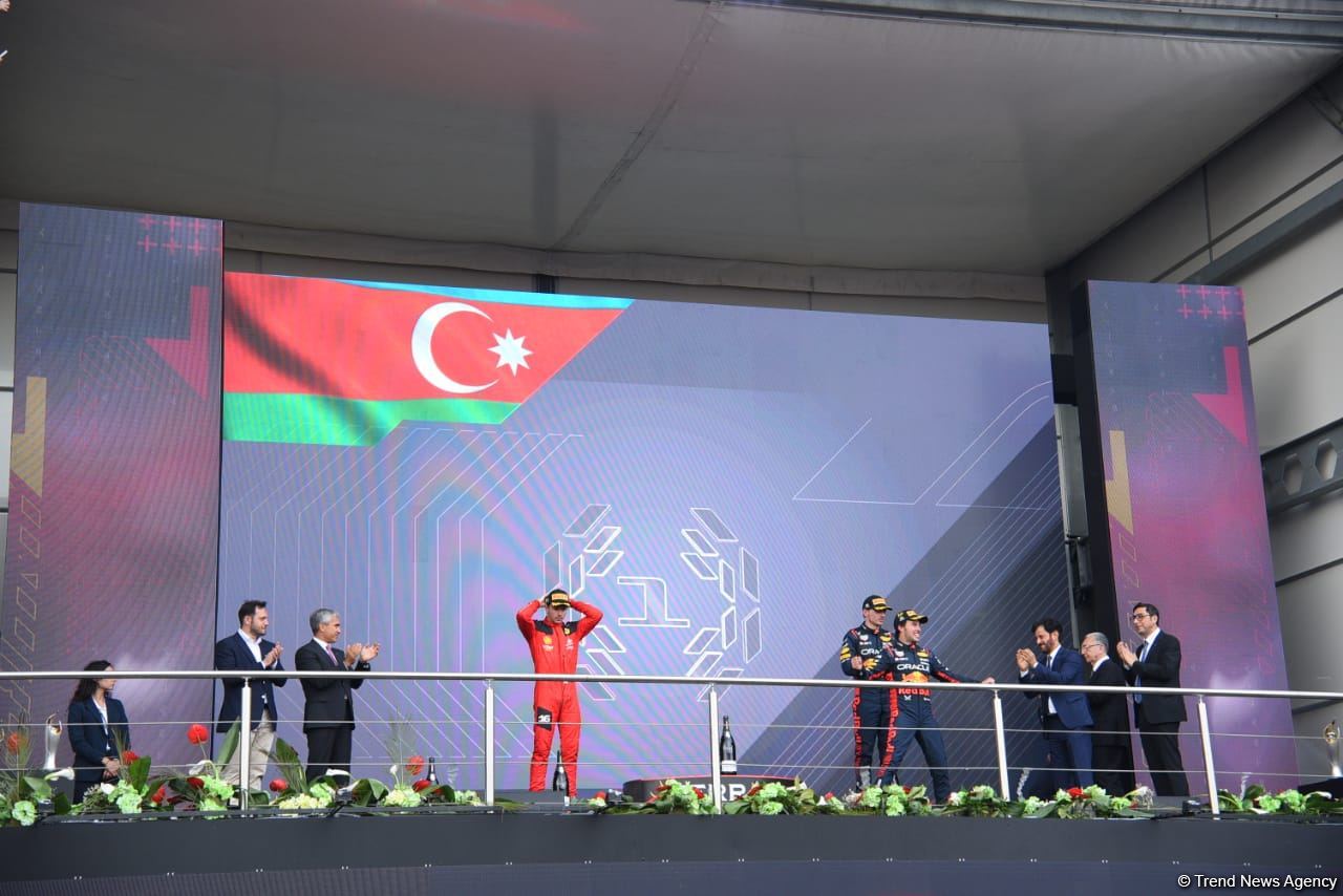 2023 Formula 1 Azərbaycan Qran Prisinin qalibi və mükafatçıları mükafatlandırılıb (FOTO)