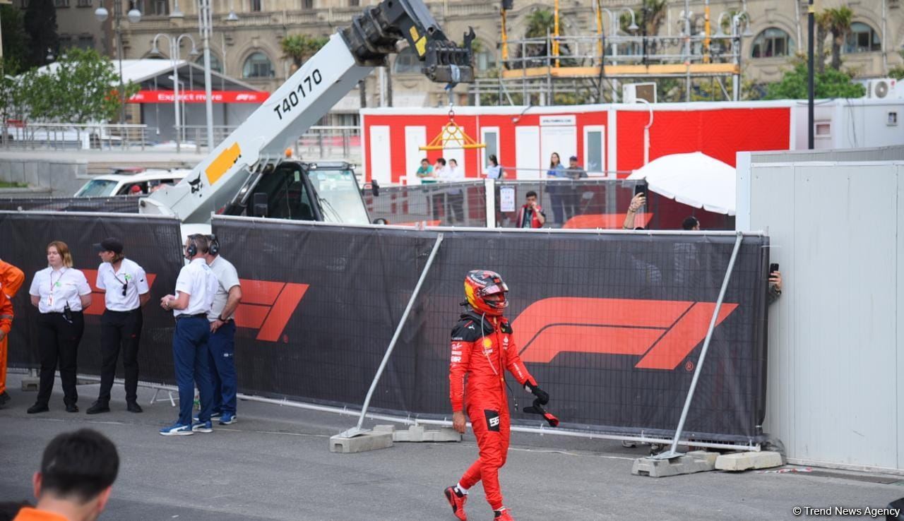 "Formula 1" Azərbaycan Qran Prisi yarışında azarkeşlərin məmnuniyyəti (FOTOLAR)