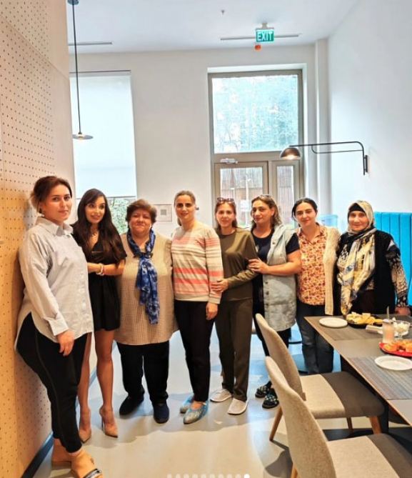 Heydər Əliyev Fondunun vitse-prezidenti Leyla Əliyeva Uşaqların Sağlam Gələcəyi Erkən Müdaxilə Mərkəzində olub (FOTO)