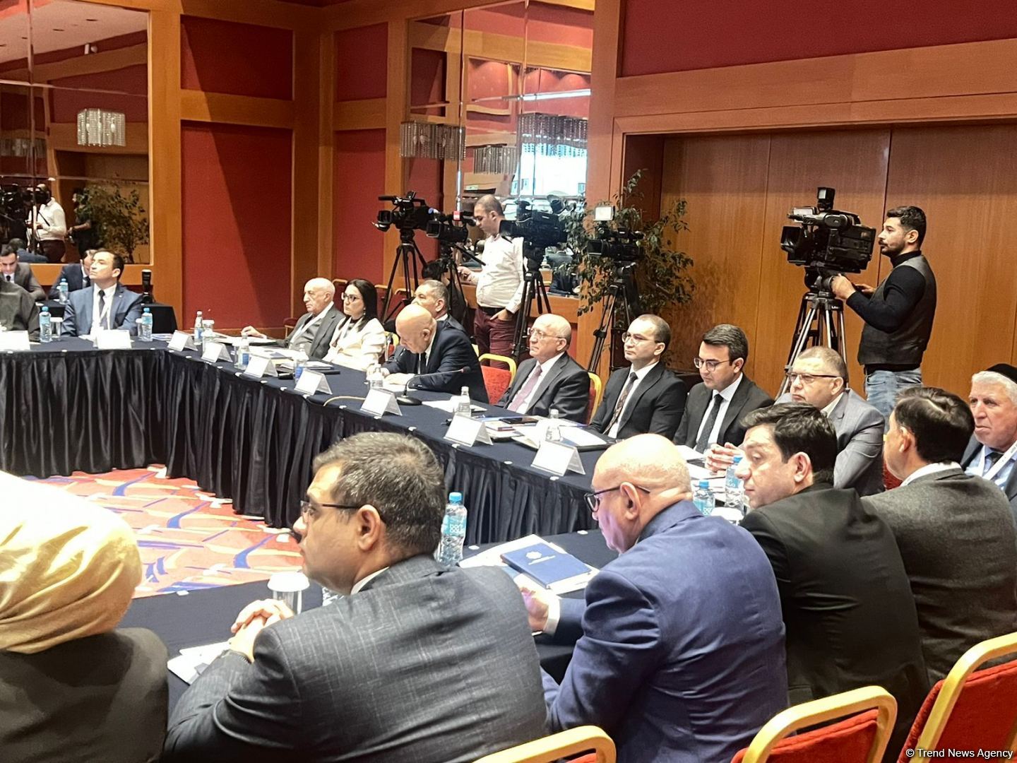 “Heydər Əliyev 100: azərbaycançılıq ideologiyası və milli-mənəvi dəyərlərimiz” mövzusunda konfrans keçirilib (FOTO)