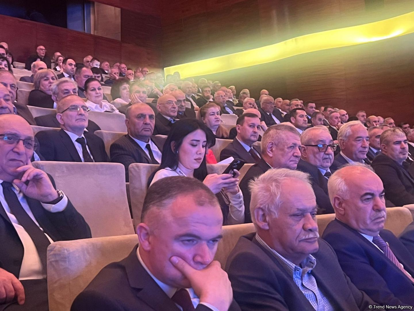 Heydər Əliyevin 100 illiyinə həsr edilmiş Azərbaycandan kənarda təhsil almış mütəxəssislərin toplantısı keçirilir (FOTO) (ƏLAVƏ OLUNUB)