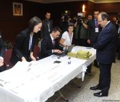 Azərbaycandakı Türkiyə vətəndaşlarının prezident və parlament seçkiləri üzrə səsverməsi başlayıb (FOTO)