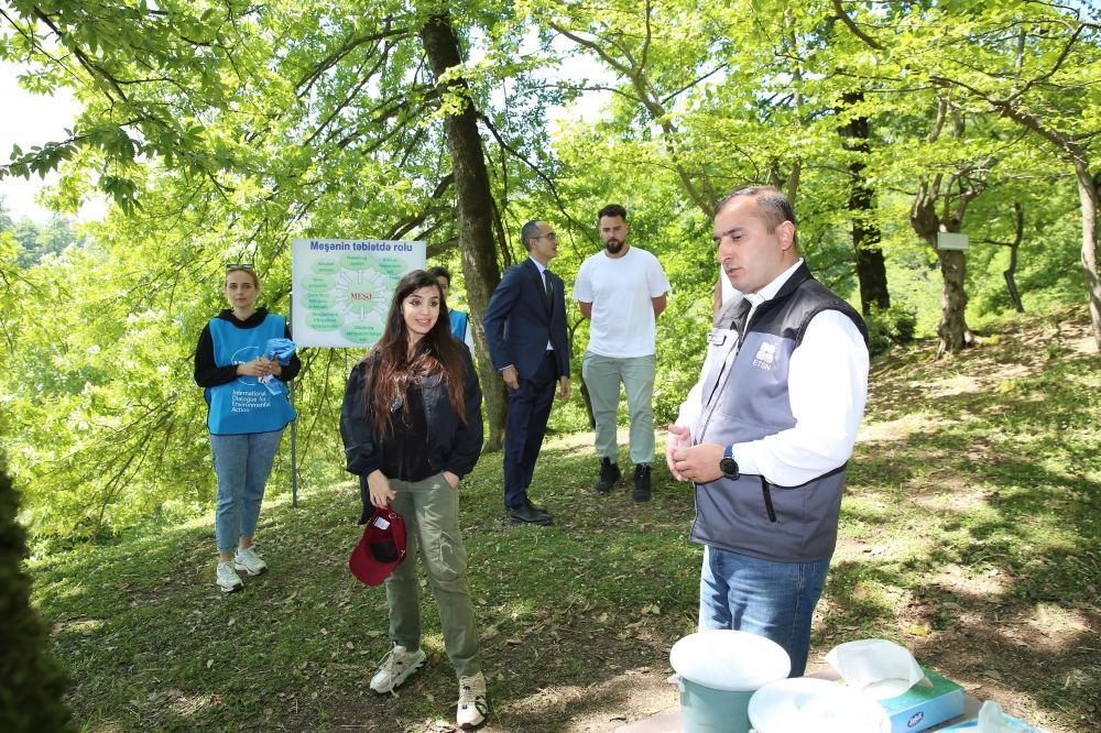 Leyla Əliyeva Ulu Öndərin 100 illiyinə həsr edilən ekoloji aksiyalarda iştirak edib (FOTO)