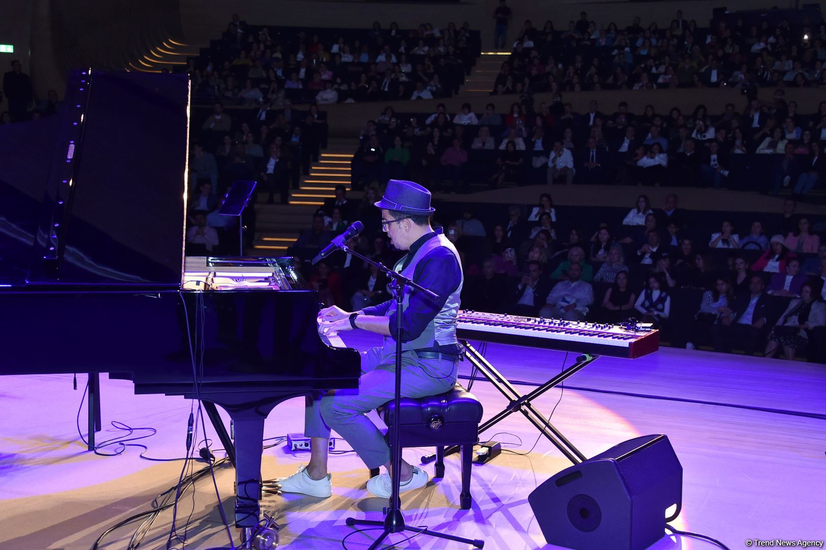 Heydər Əliyev Mərkəzində Azərbaycan, ABŞ və Kuba musiqiçilərinin iştirakı ilə heyrətamiz Caz günü keçirilib (FOTO)