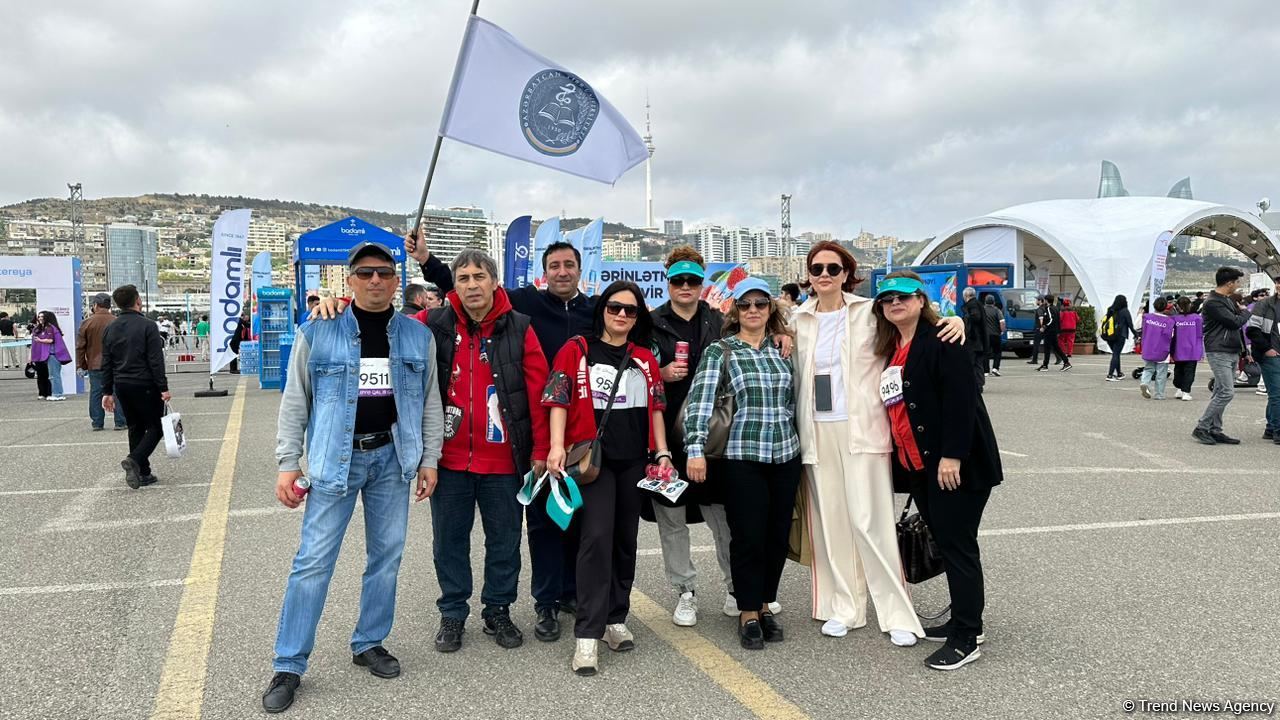 "Bakı Marafonu 2023"ün azarkeş zonasında bayram ab-havası hökm sürür - tamaşaçı (FOTO)
