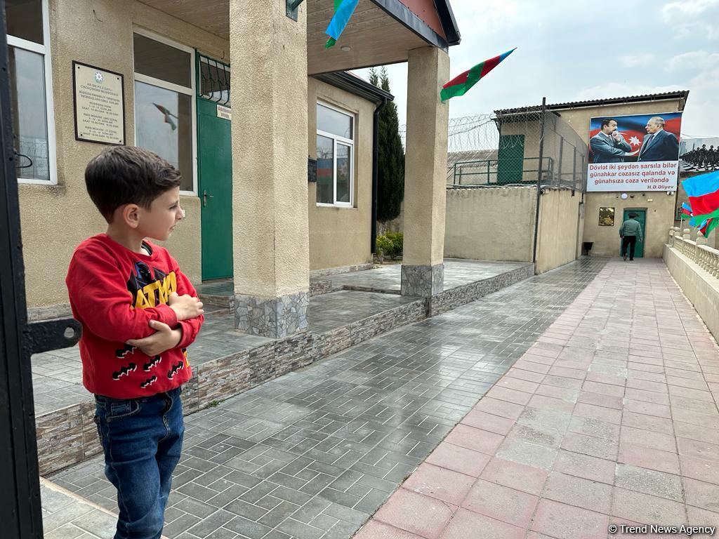 2 saylı cəzaçəkmə müəssisəsində əfv sərəncamı 33 nəfər şamil edilib (FOTO)