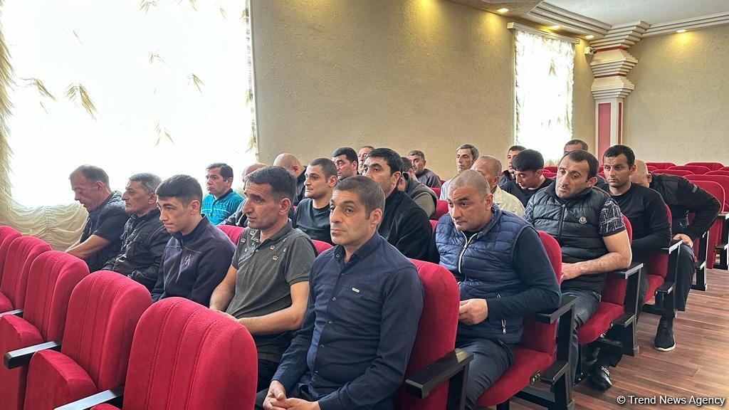 Əfv sərəncamı 17 saylı cəzaçəkmə müəssisəsində də icra edilib (FOTO)