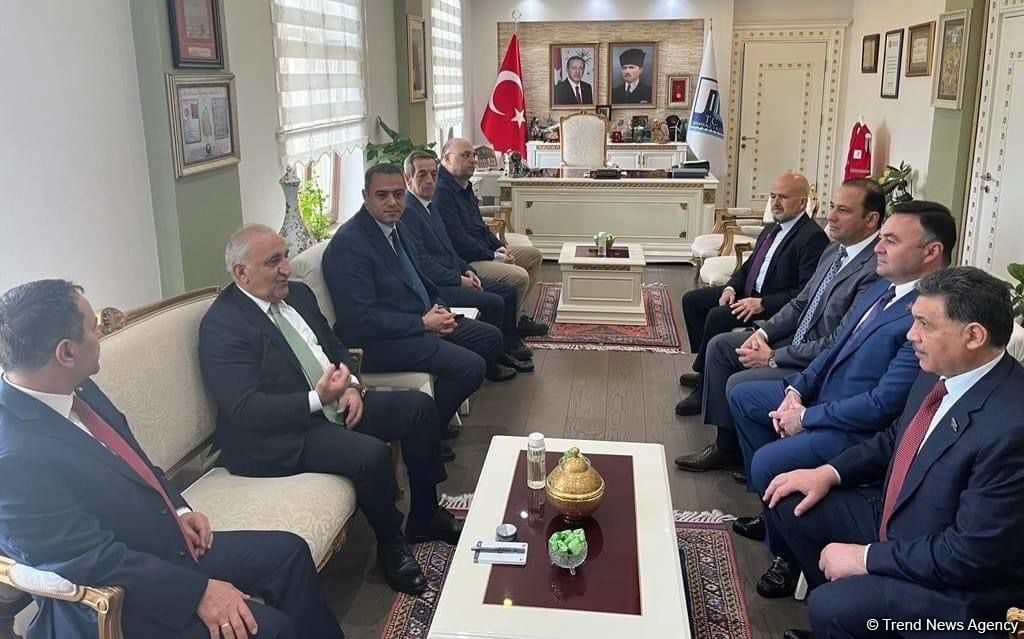Azərbaycan nümayəndə heyəti Çanaqqaladadır (FOTO)