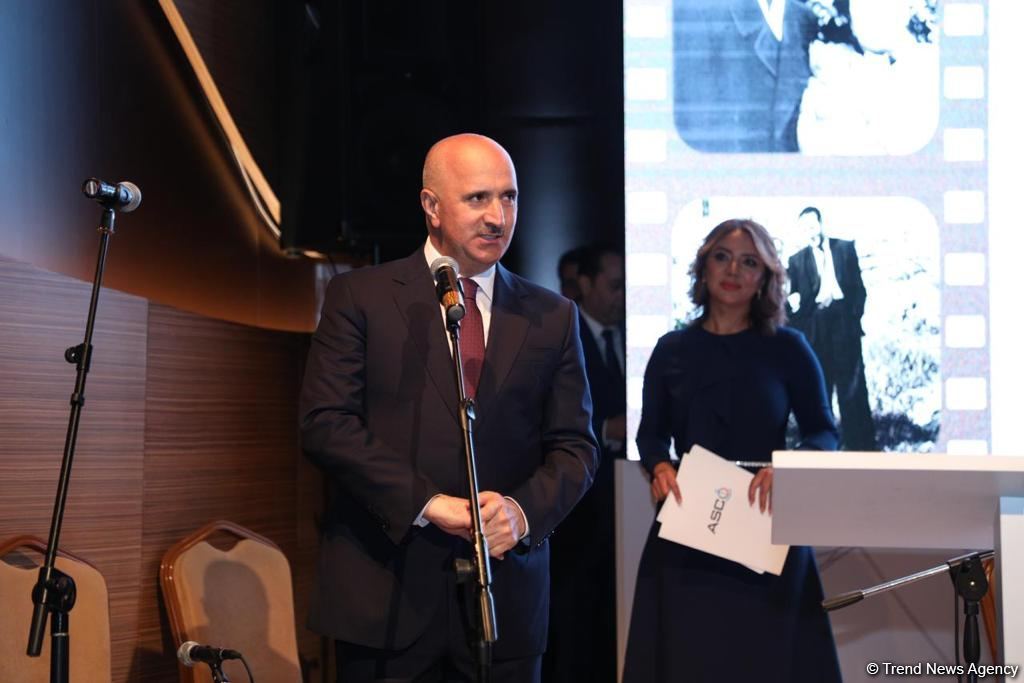 Ulu öndər Heydər Əliyevin və akademik Zərifə Əliyevanın 100 illik yubileyləri münasibətilə “Əbədi sevgi” adlı konsert proqramı təşkil olunub (FOTO)