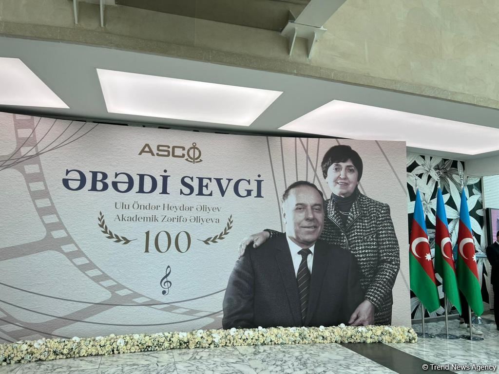 Ulu öndər Heydər Əliyevin və akademik Zərifə Əliyevanın 100 illik yubileyləri münasibətilə “Əbədi sevgi” adlı konsert proqramı təşkil olunub (FOTO)