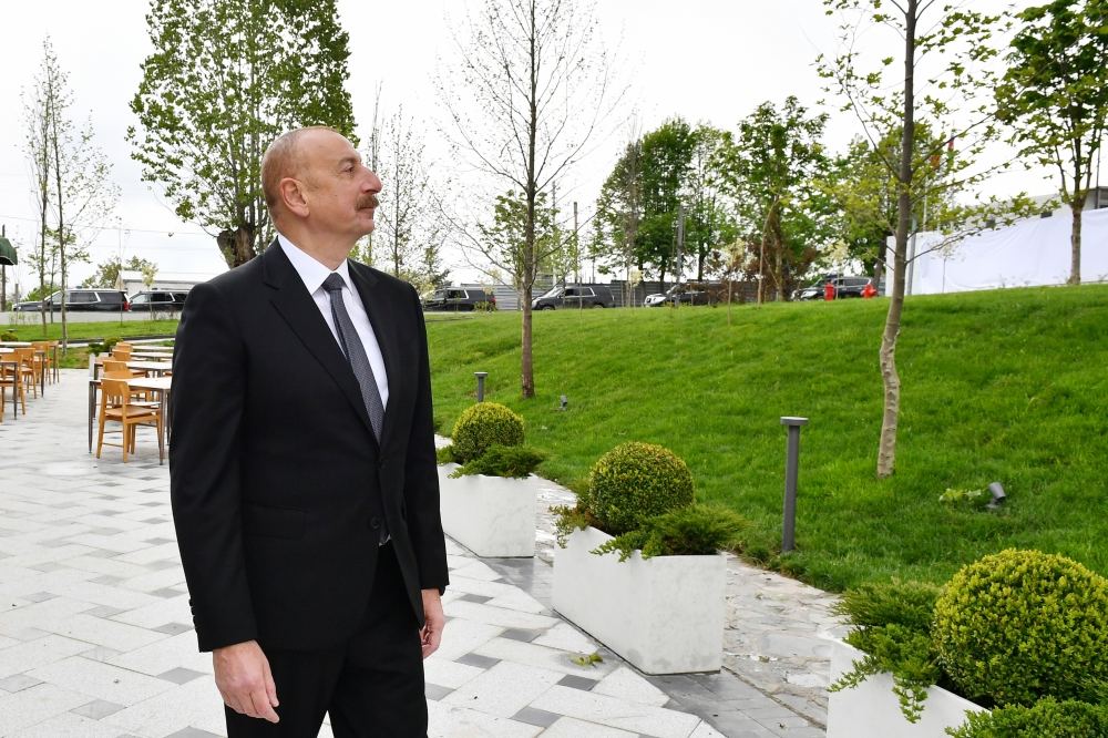 Prezident İlham Əliyev və Birinci xanım Mehriban Əliyeva Şuşa Otel-Konqres Mərkəzi Kompleksinin açılışında iştirak ediblər (YENİLƏNİB) (FOTO/VİDEO)
