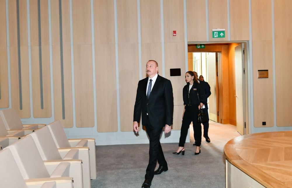 Prezident İlham Əliyev və Birinci xanım Mehriban Əliyeva Şuşa Otel-Konqres Mərkəzi Kompleksinin açılışında iştirak ediblər (YENİLƏNİB) (FOTO/VİDEO)