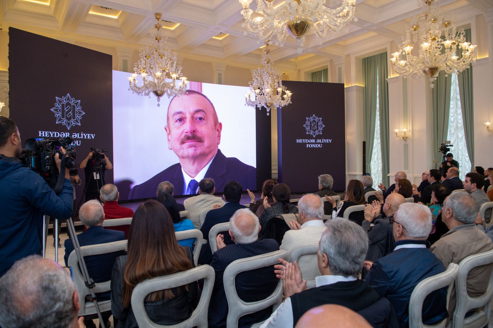 Şuşada Ulu Öndər Heydər Əliyevin 100 illiyi münasibətilə film nümayiş olunub (FOTO)