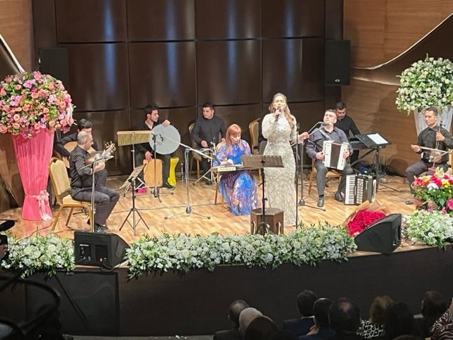 Beynəlxalq Muğam Mərkəzində "Sən elə bir zirvəsən" adlı proqram təşkil edilib (FOTO)