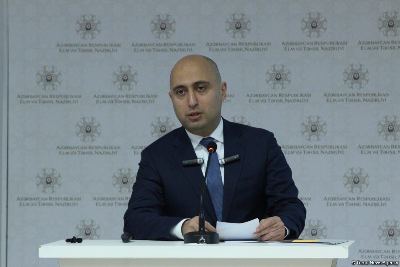 Nazir kimya fənnindən sertifikasiyadan narazı müəllimlərdən danışdı: "Kimsə bərk qışqırsa, biz ondan qorxmayacağıq"