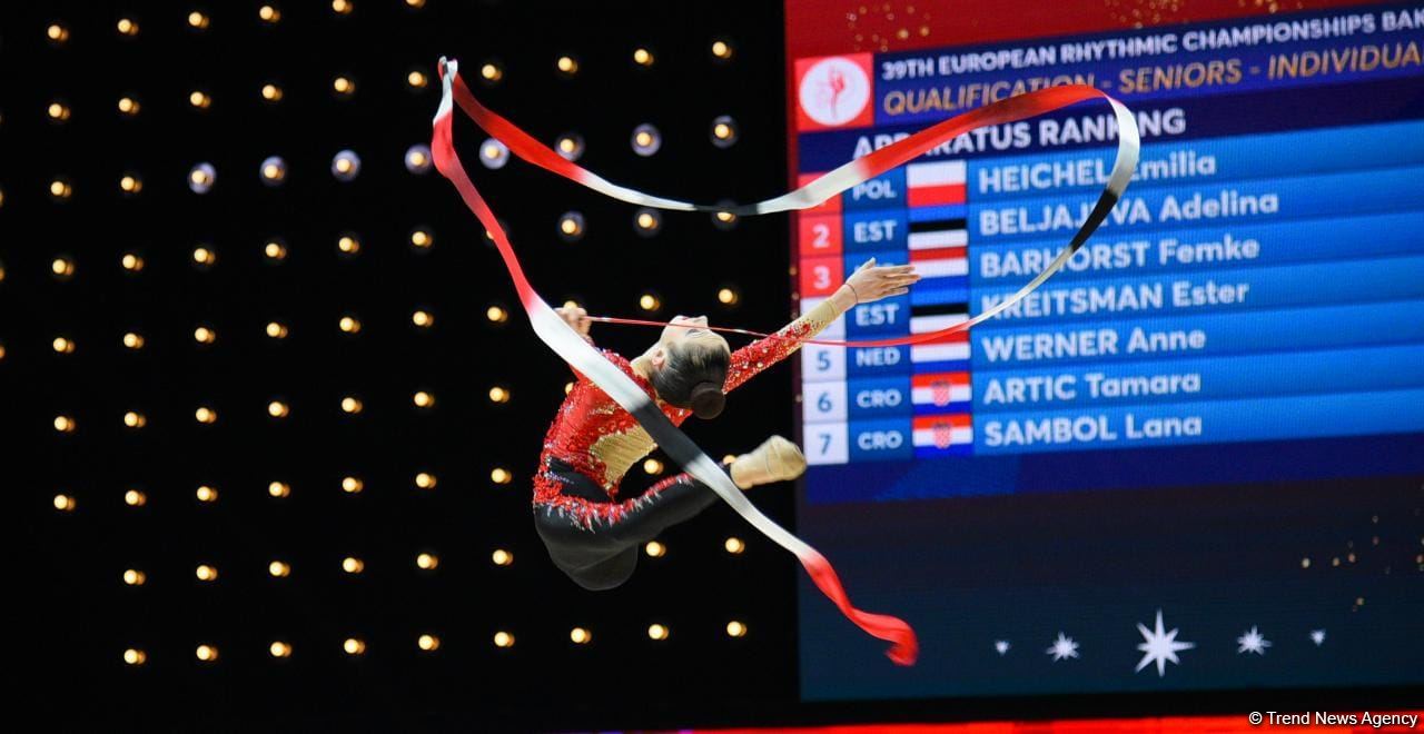 Bakıda bədii gimnastika üzrə 39-cu Avropa çempionatı yarışlarının üçüncü gününə start verilib (FOTO)