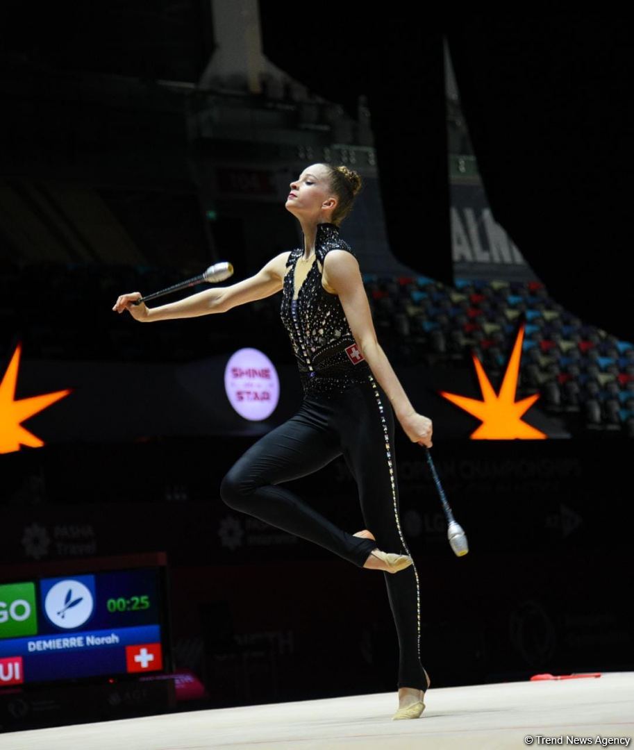 Bakıda bədii gimnastika üzrə 39-cu Avropa çempionatı yarışlarının üçüncü gününə start verilib (FOTO)