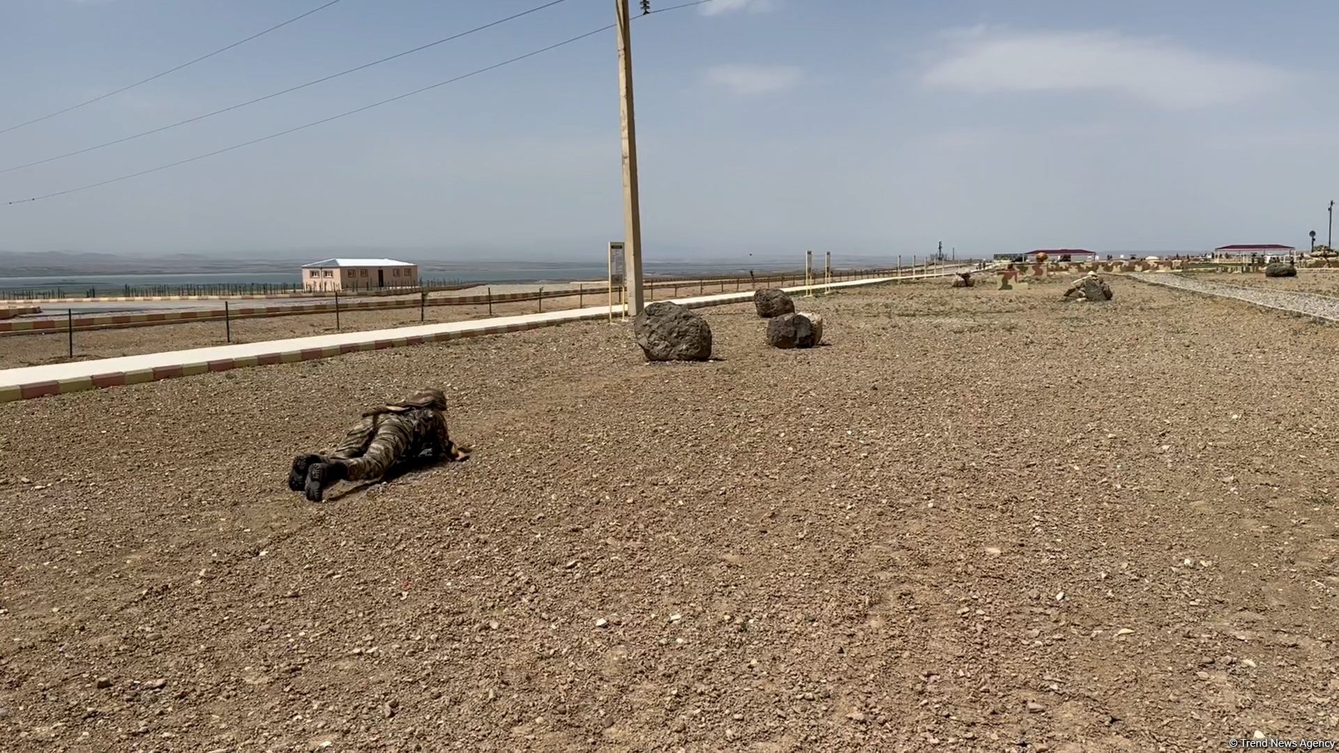 Naxçıvan Əlahiddə Ümumqoşun Ordusu tapşırıqları yüksək peşəkarlıqla yerinə yetirir (REPORTAJ)