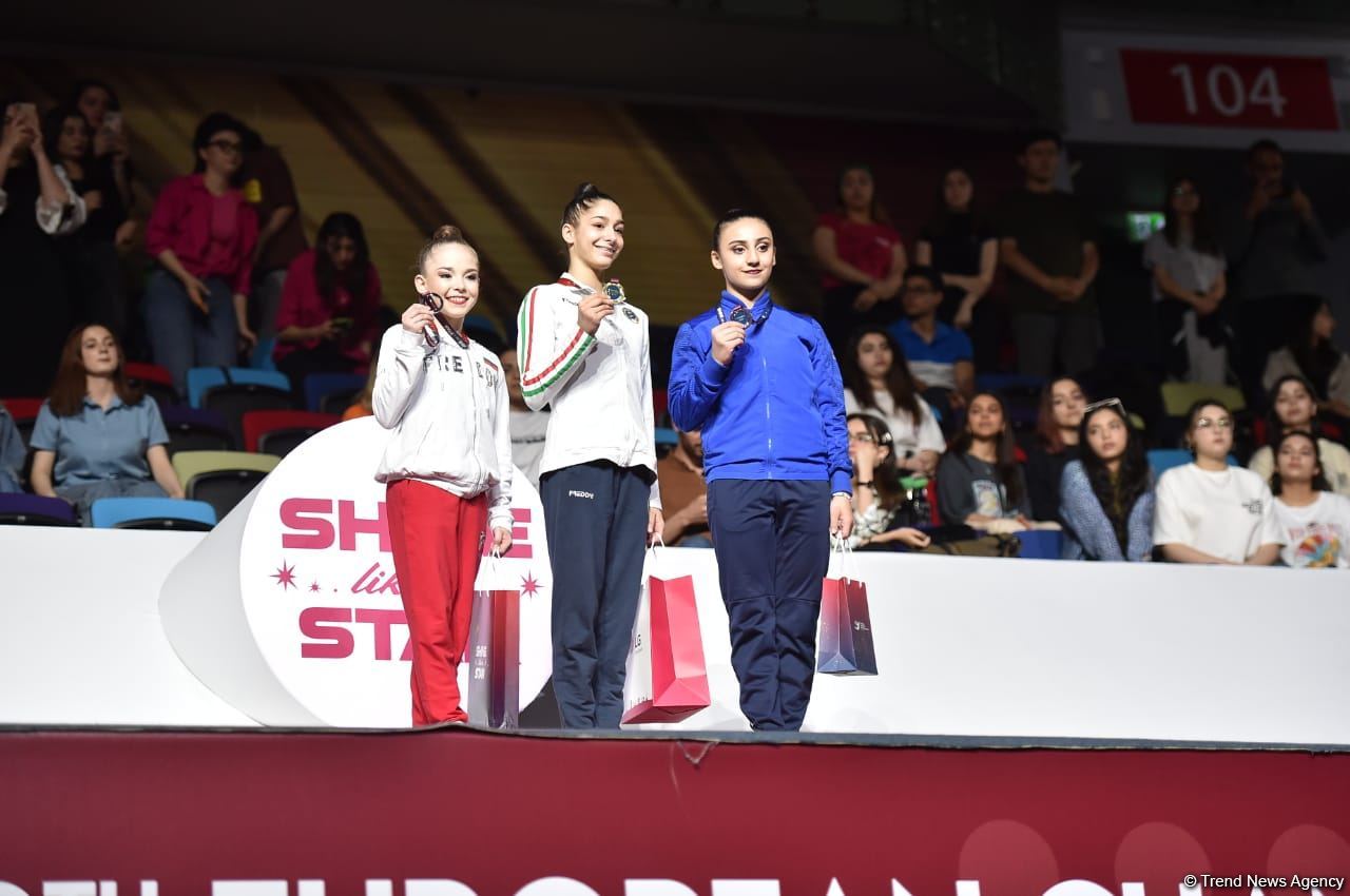 Bakıda Avropa çempionatı: fərdi proqram üzrə qaliblərin mükafatlandırılması mərasimi baş tutub (FOTO)