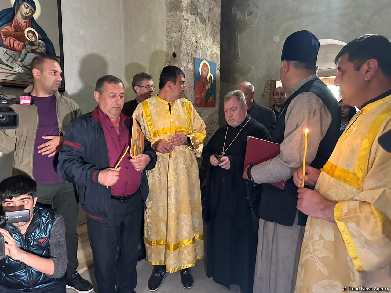 Azərbaycandakı xristian və yəhudi icmalarının rəhbərləri və üzvləri Xudavəng monastr kompleksini ziyarət ediblər (FOTO)