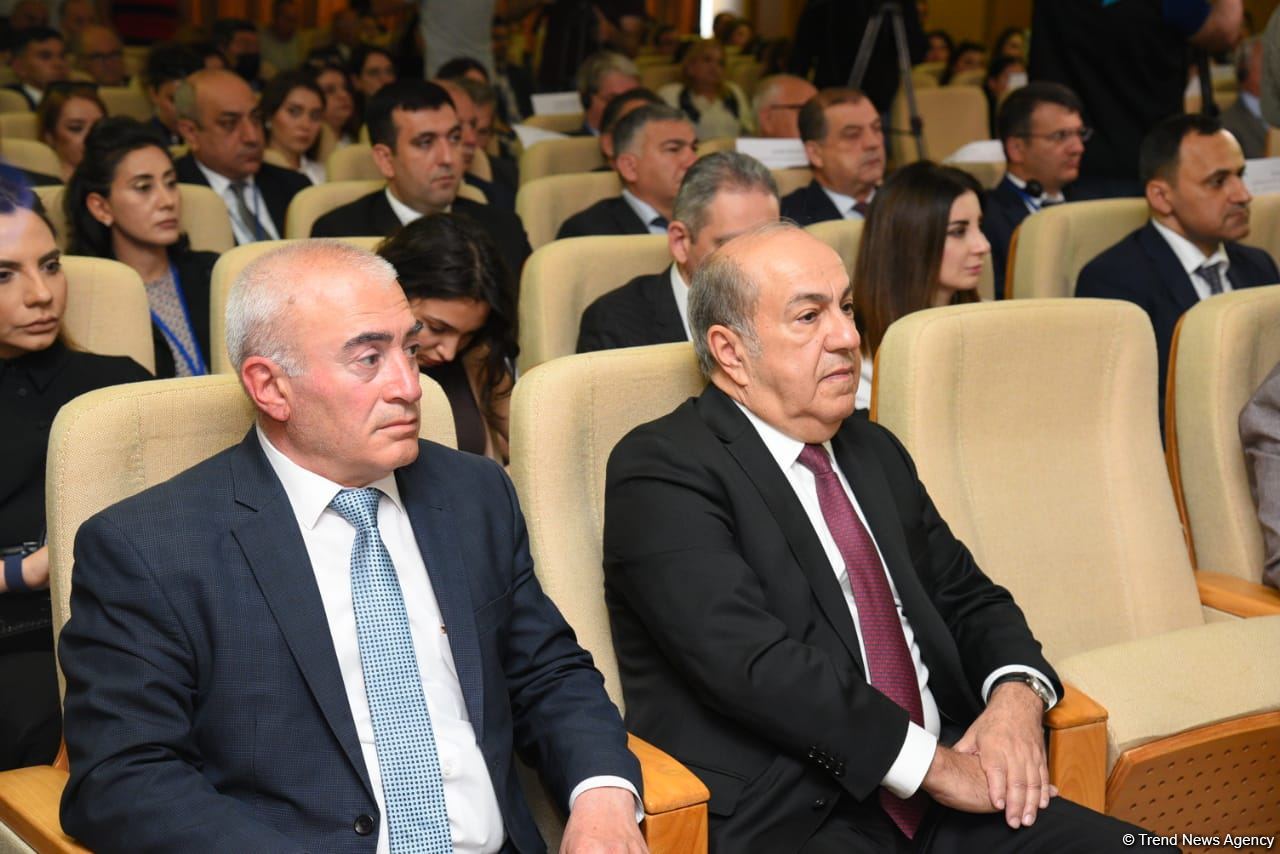 Bakıda I Qarabağ müharibəsində itkin düşənlərlə bağlı beynəlxalq konfrans keçirilir (FOTO)
