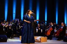Rəsmə işıq lazım olduğu kimi, qəlbə də musiqi lazımdır! Heydər Əliyev Mərkəzində klassik musiqi bayramı keçirilib (FOTO)
