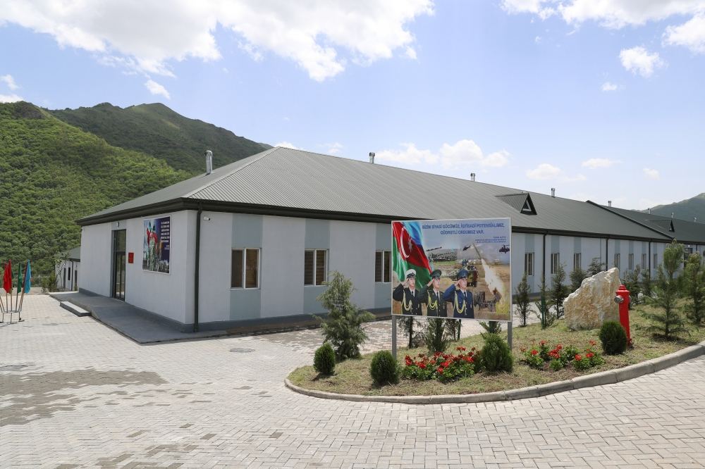 Prezident İlham Əliyev Kəlbəcərdə Hərbi hospitalın açılışında iştirak edib (YENİLƏNİB) (FOTO/VİDEO)
